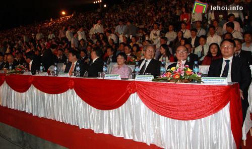 Các đại biểu dự Khai mạc
