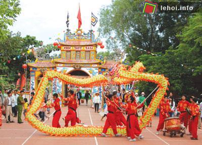 Múa rồng trong lễ hội