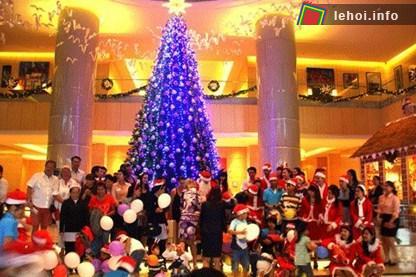 Lễ hội mùa Đông được thực hiện dựa vào ý tưởng Lễ hội cuối năm tại châu Âu