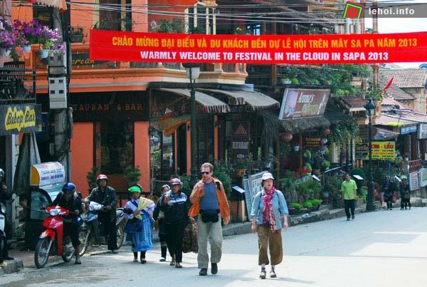 Sa Pa đã bắt đầu nhộn nhịp