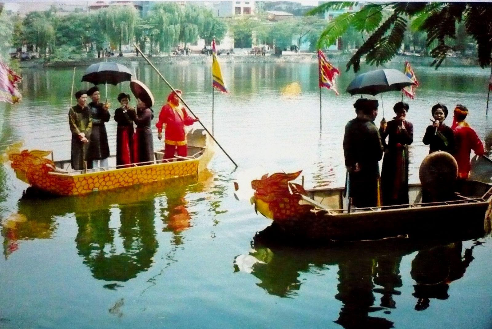 Hát quan họ trên thuyền rồng