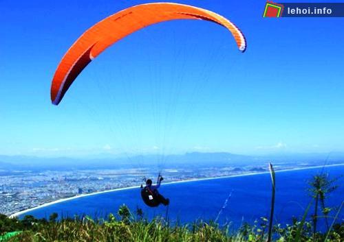 Các vận động viên sẽ tham gia thi bay trong cự ly là 1.5 km