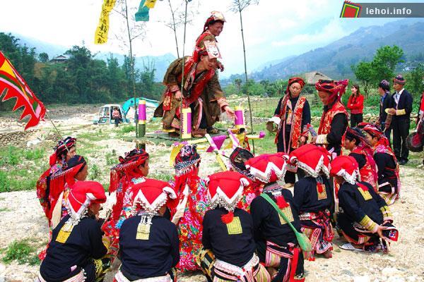 Lễ cấp sắc của người Dao đỏ