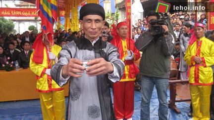 Uống máu ăn thề