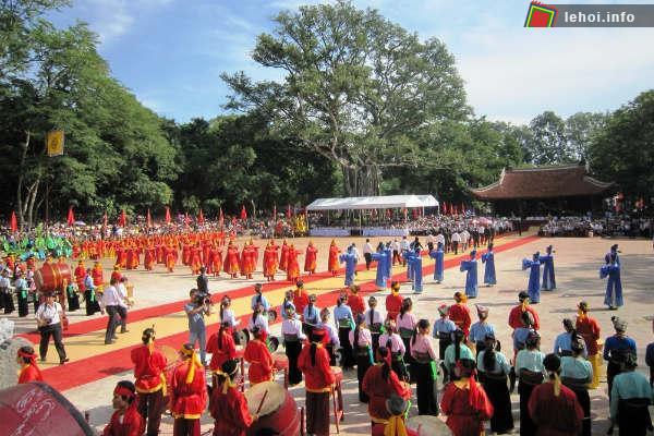 Lễ hội Lam Kinh 2011 diễn ra long trọng và hoánh tráng