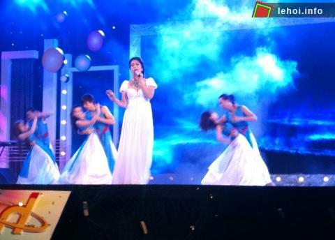 Chương trình có sự tham gia của nhiều ca sĩ nổi tiếng