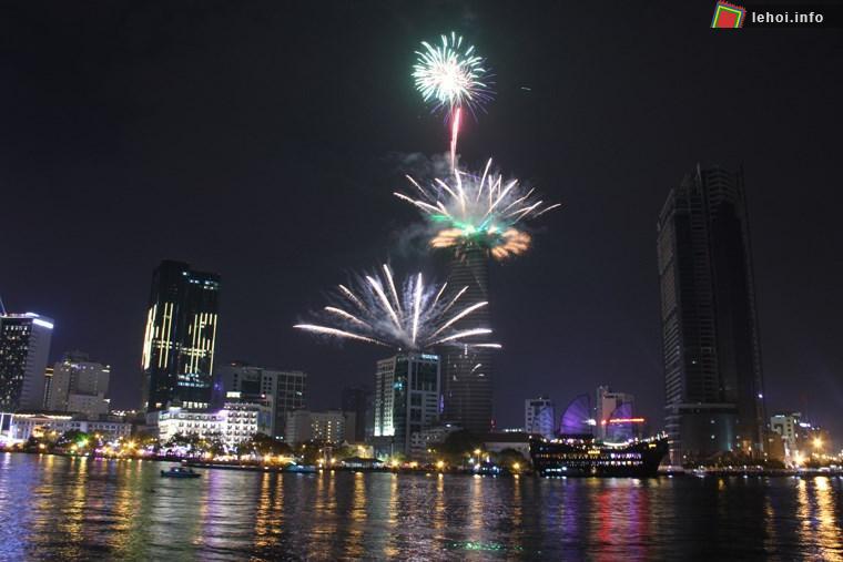 Thời gian bắn pháo hoa sẽ bắt đầu từ 21h đến 21h15 ngày 30/4