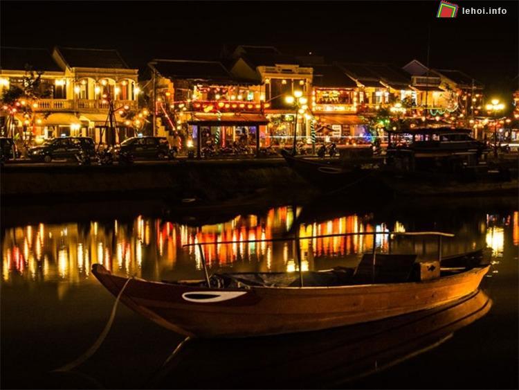 Hội An trình diễn ánh sáng nghệ thuật dịp Tết Nguyên đán