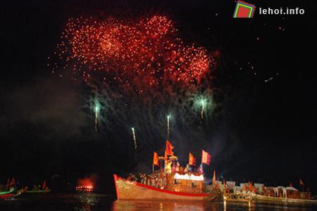 Lễ hội Thiên hạ Thái bình lần đầu trình làng tại Festival Huế 2012