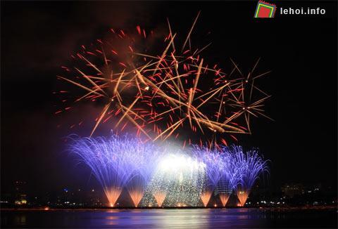 Đội gồm 7 thành viên, trong đó có 5 kỹ thuật viên của Bộ Chỉ huy Quân sự thành phố, 1 chuyên viên về tổ chức sự kiện và 1 chuyên viên làm nhiệm vụ phiên dịch