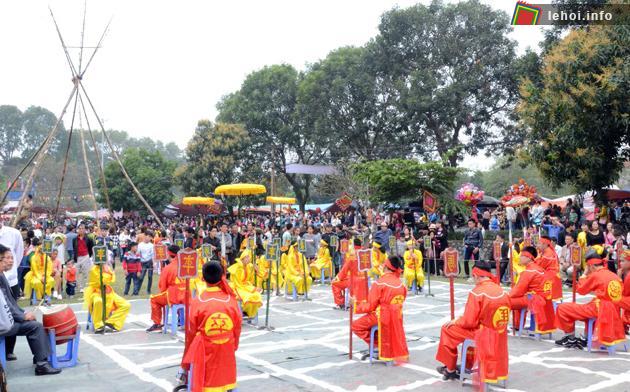Thi đấu cờ người