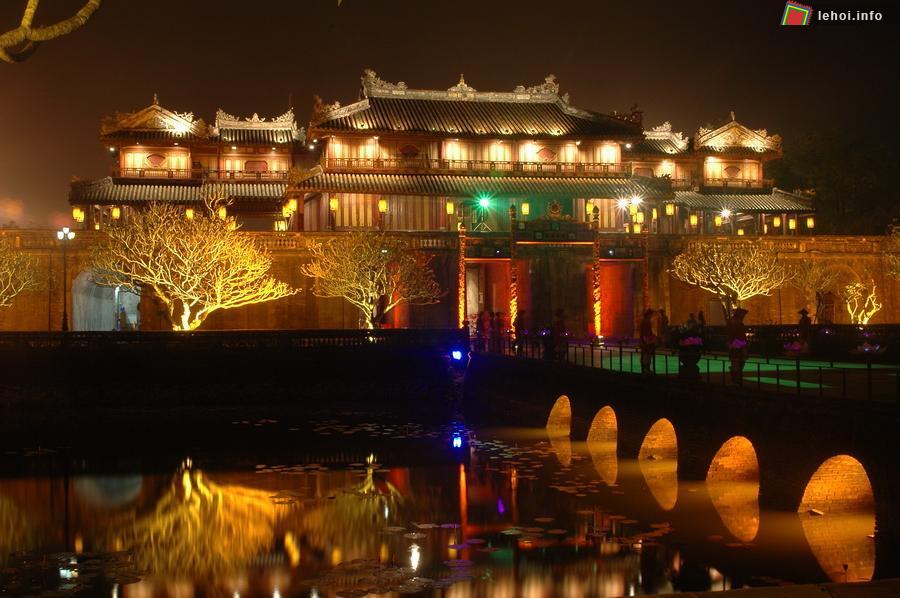 Cung đình Huế - địa điểm chính tổ chức Festival Huế 2012