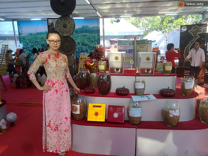 Năm nay có khoảng 256 gian hàng tham gia lễ hội.