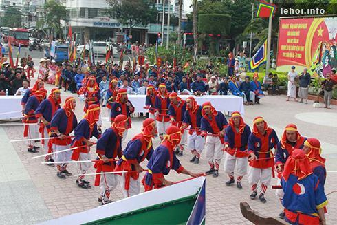 Diễn trò bả trạo