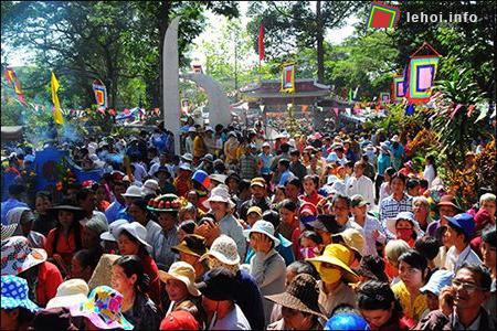 Đặc sắc lễ hội Gò Tháp