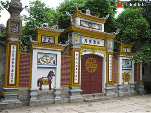 Hội đền Ghềnh suy tôn công chúa Ngọc Hân