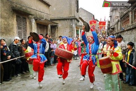 Hội đình Thái Đào, tổ chức vào 19/5 âm lịch tại xã Thái Đào