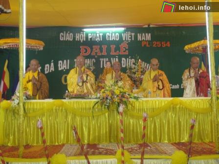 Chư tôn giáo phẩm chứng minh
