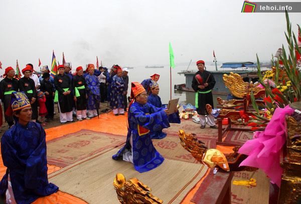 Hội làng Thượng Cát diễn ra trang trọng