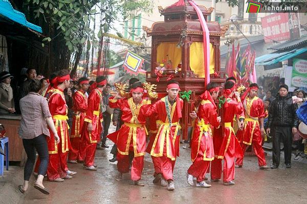 Lễ rước hội đình Nhật Tảo