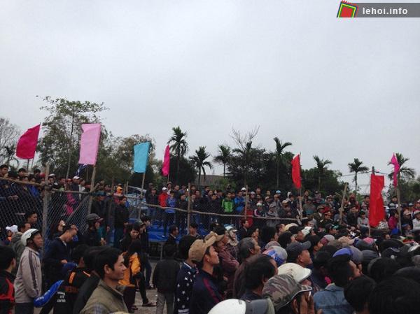 Đông đảo người dân tham gia hội Rưng