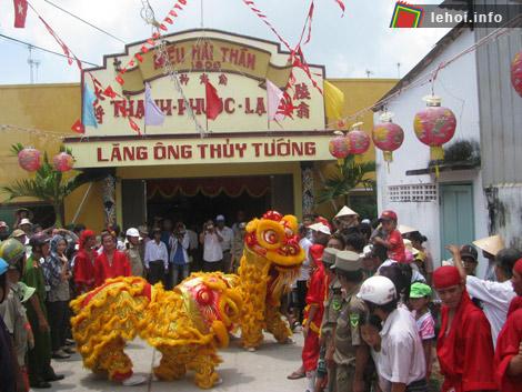 Diễn tập lân sư tử rồng