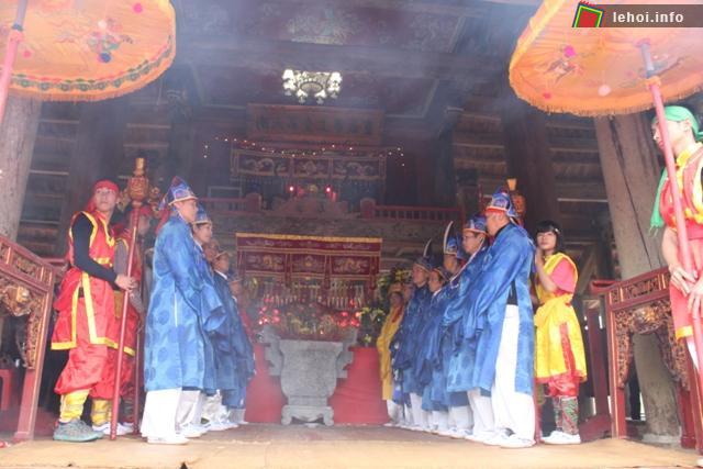 Nghi thức tế lễ truyền thống trong lễ hội đình Thạch Khoán