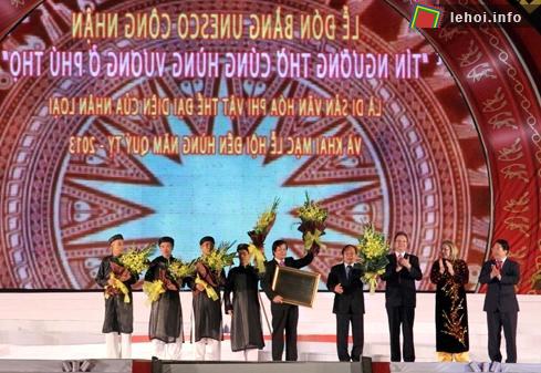 lễ đón bằng UNESCO công nhận tín ngưỡng thờ cũng Hùng Vương ở Phú Thọ là di sản văn hóa
