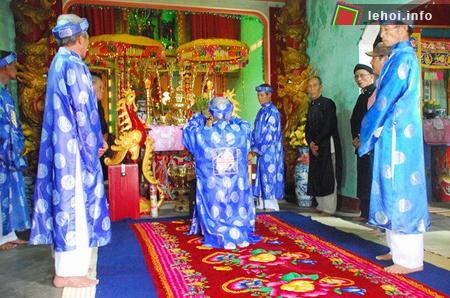 Lễ tế thần, cầu quốc thái dân an, mưa thuận gió hòa và ngư dân được mùa đánh bắt thủy, hải sản.