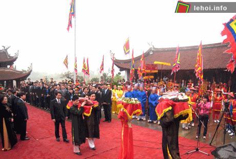 Lễ hội Đền Hùng năm 2011