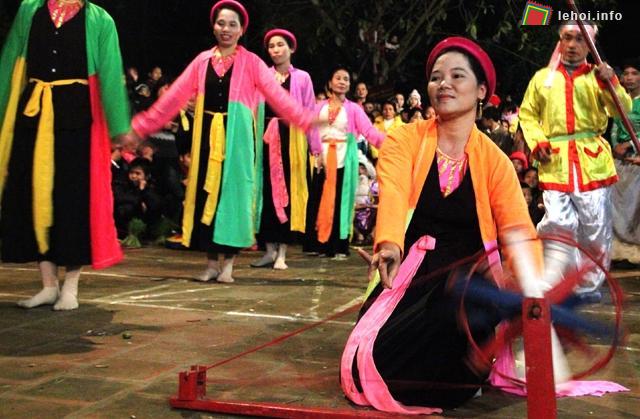 Se tằm dệt vải