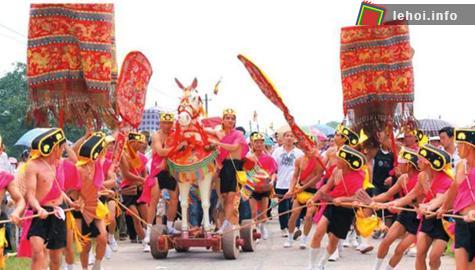 Kéo ngựa trong hội Gióng