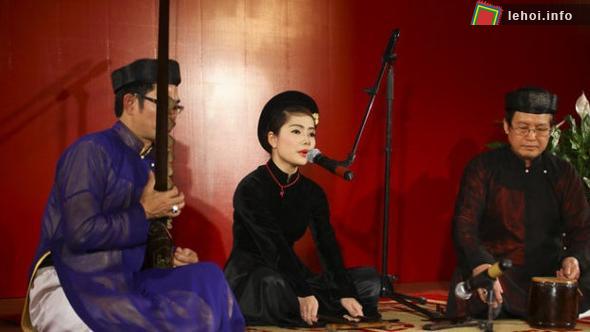 Lễ hội làng ca trù Lỗ Khê