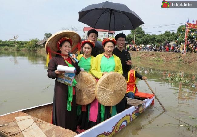 Hát quan họ là nét văn hóa đặc sắc hội làng Hui