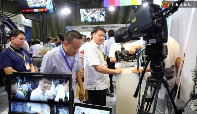 Đông đảo du khách tham quan Telefilm 2018