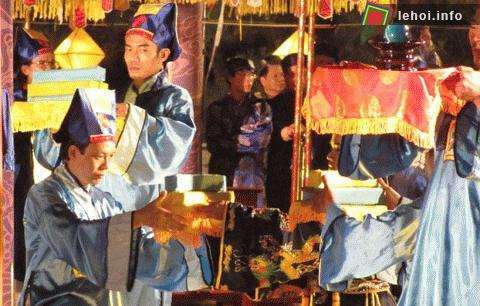 Dâng lễ vật hiến tế