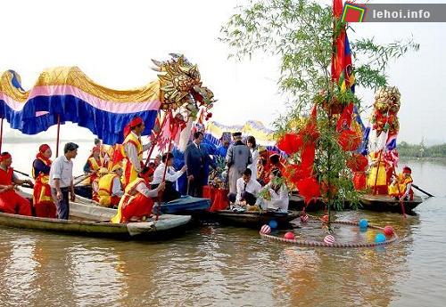 Lễ hội truyền thống cố đô Hoa Lư tại Ninh Bình. Ảnh 3