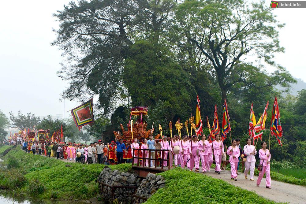 Lễ hội đền Thái Vi
