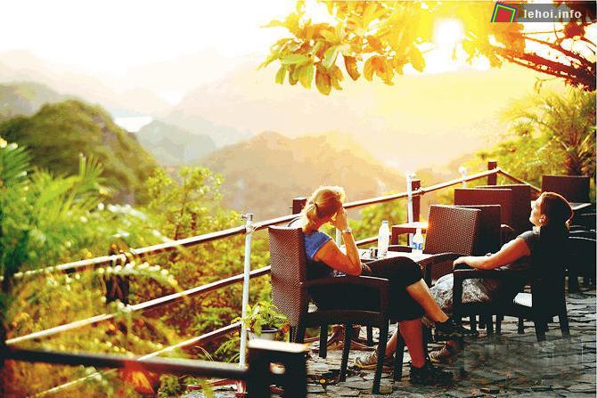 Pháo đài thần công - Điểm du lịch hấp dẫn của Cát Bà