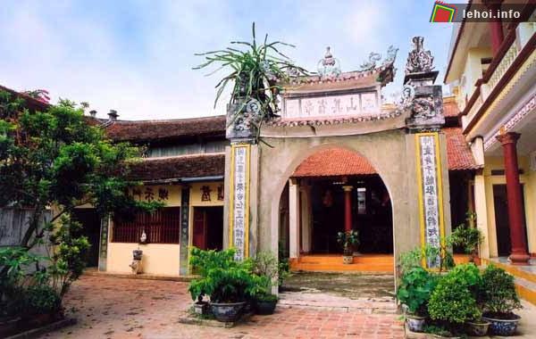 Chùa Tam huyền nơi diễn ra lễ hội