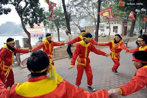 Trò chơi dân gian hội đến Đông Bộ Đầu