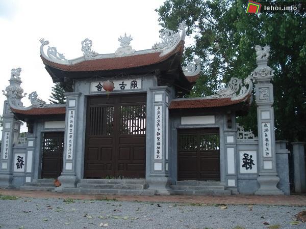 Hội thờ Thủy Thần trước kia cả tổng rước lễ ra miếu Gàn
