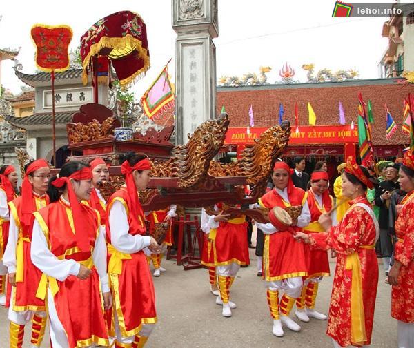 Rước kiệu Thánh hội đình An Hòa