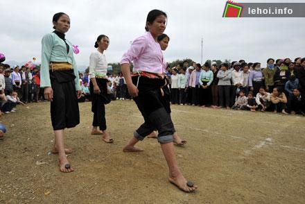 Tưng bừng lễ Khai hạ Mường Bi, Hòa bình. ảnh 8