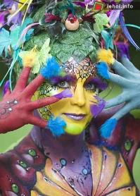 Ảnh Lễ hội bodypainting tại Áo, rực rỡ những sắc màu trên cơ thể.