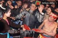 Ảnh Hàng nghìn người tham gia lễ hội Trò Trám, Phú Thọ