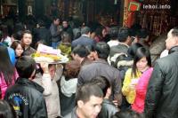 Ảnh Sẵn sàng cho Lễ khai ấn đền Trần 2012