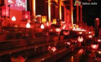 Ảnh Tái diễn múa “Lục cúng hoa đăng” tại Festival Huế 2010
