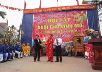 Ảnh Hội vật đuổi giải đình Vĩnh Mỗ tại Phú Thọ