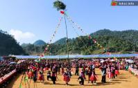 Ảnh Rộn ràng lễ hội Gầu Tào tại Hòa Bình